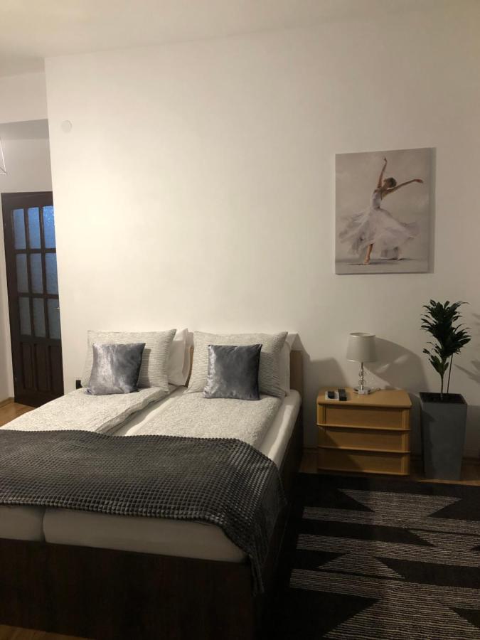 Apartament Basak 2 Apartment Дева Екстериор снимка
